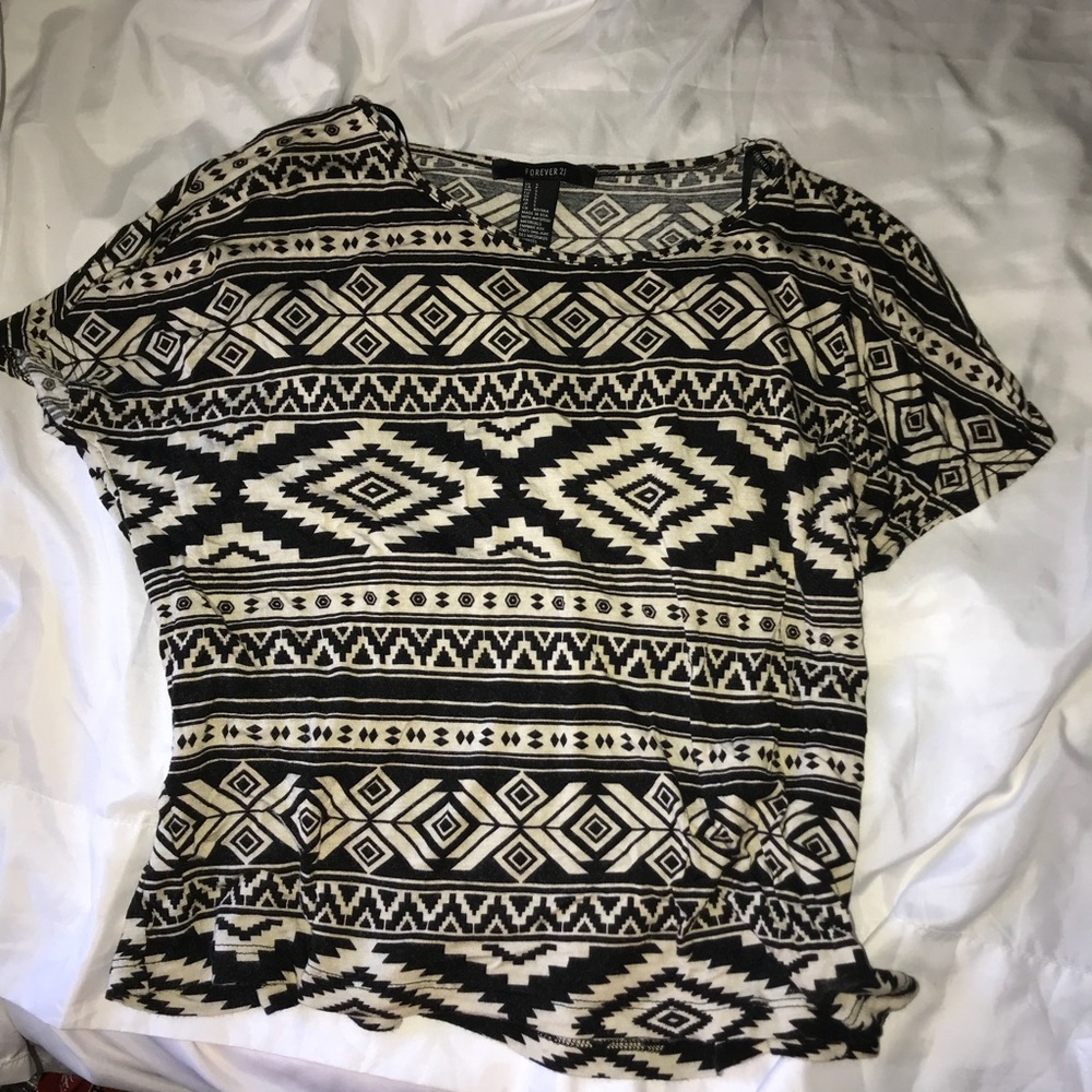 FOREVER 21 TRIBAL PRINT BLOUSE✨